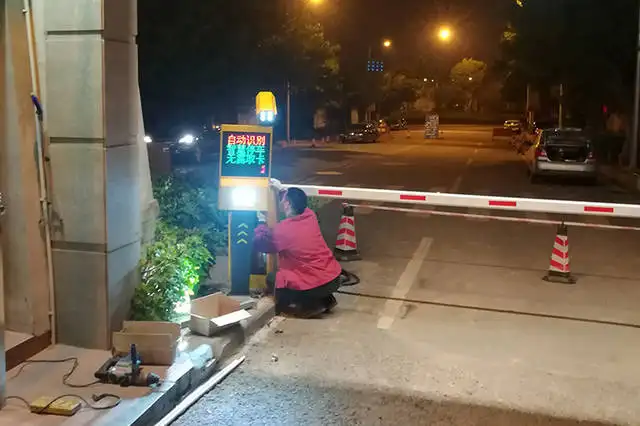 銳方達(dá)科技的智能車(chē)牌識(shí)別系統(tǒng)施工流程是怎樣的？